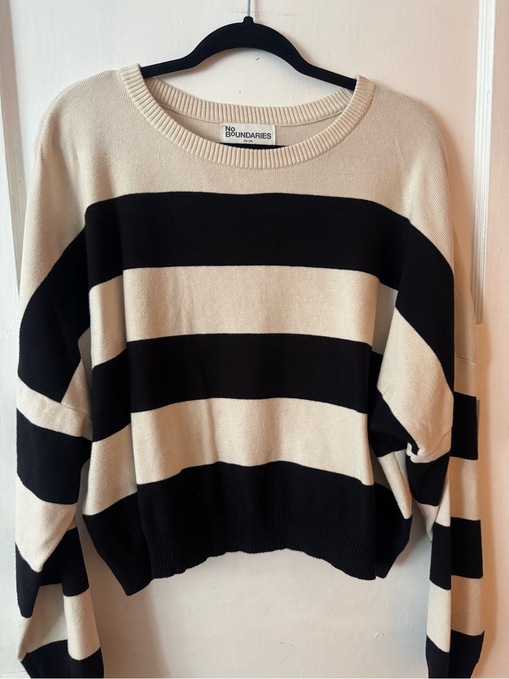 No Boundaries Black and Cream Wide-Stripe Crewneck Sweater